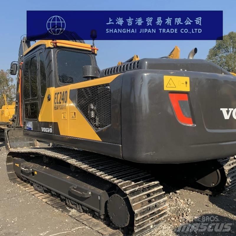 Volvo EC 240 Bageri guseničari