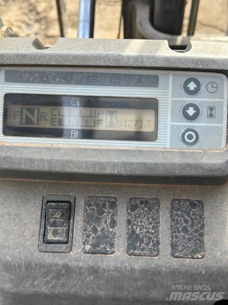 Nissan FD25 Dizelski viljuškari
