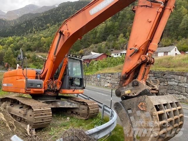 Doosan DX 225 LC-3 Bageri guseničari