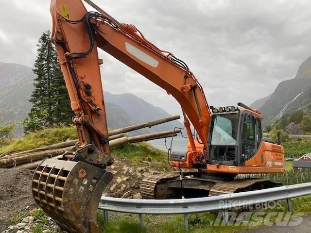 Doosan DX 225 LC-3 Bageri guseničari