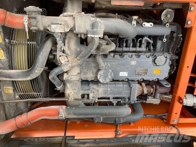 Doosan DX 225 LC-3 Bageri guseničari