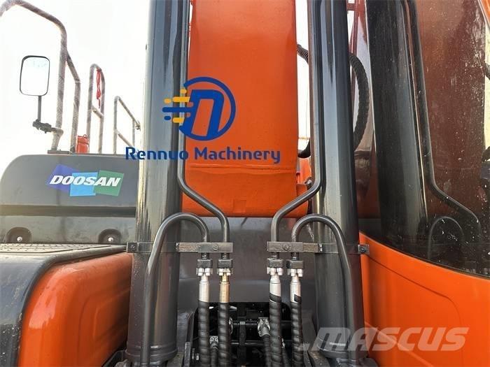 Doosan DX 300LC-9C Bageri guseničari