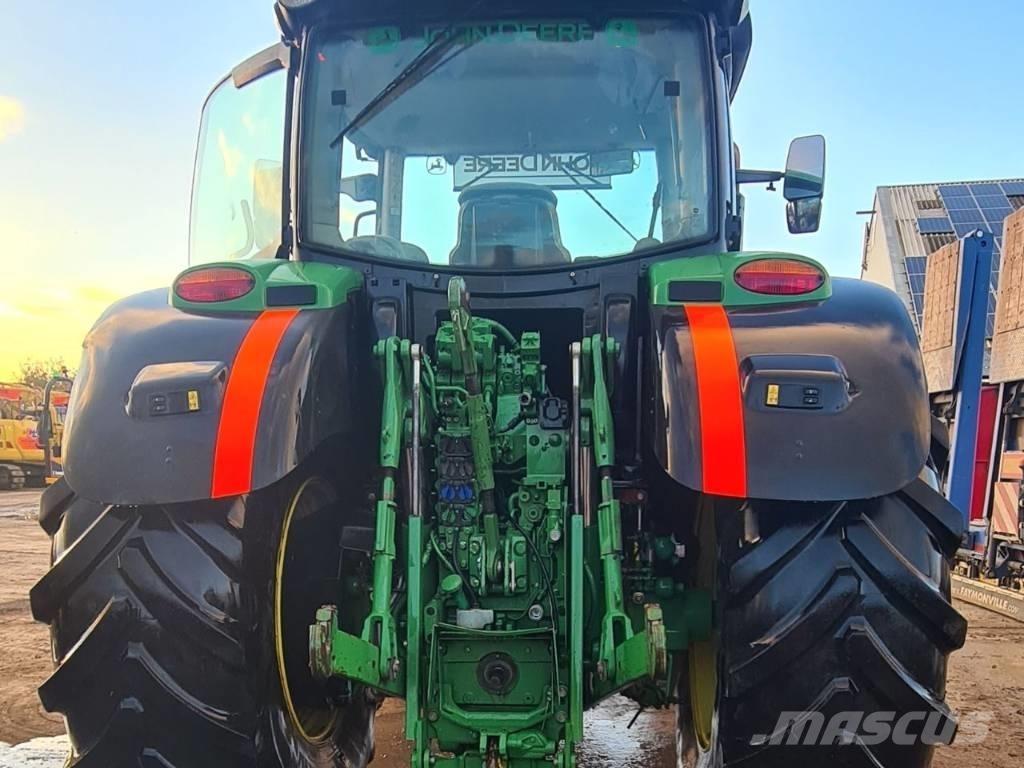 John Deere 6195 R Traktori