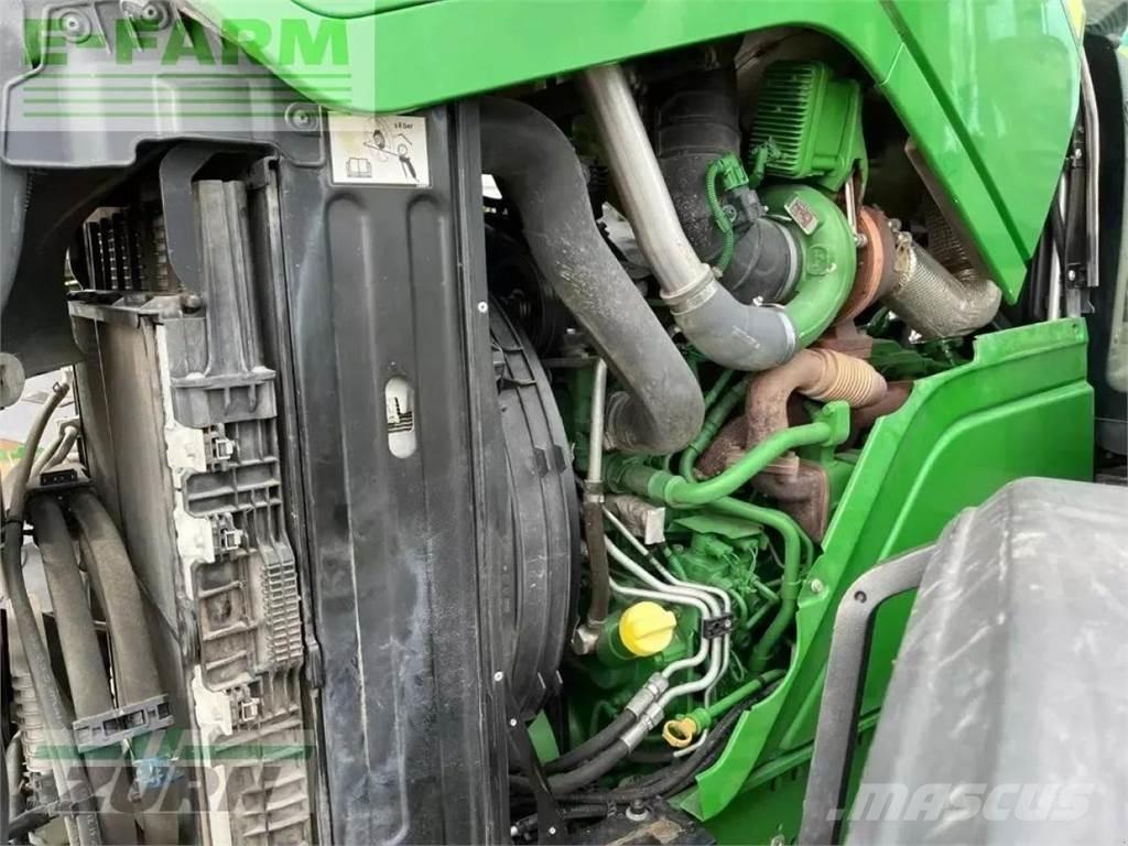 John Deere 6215r Traktori