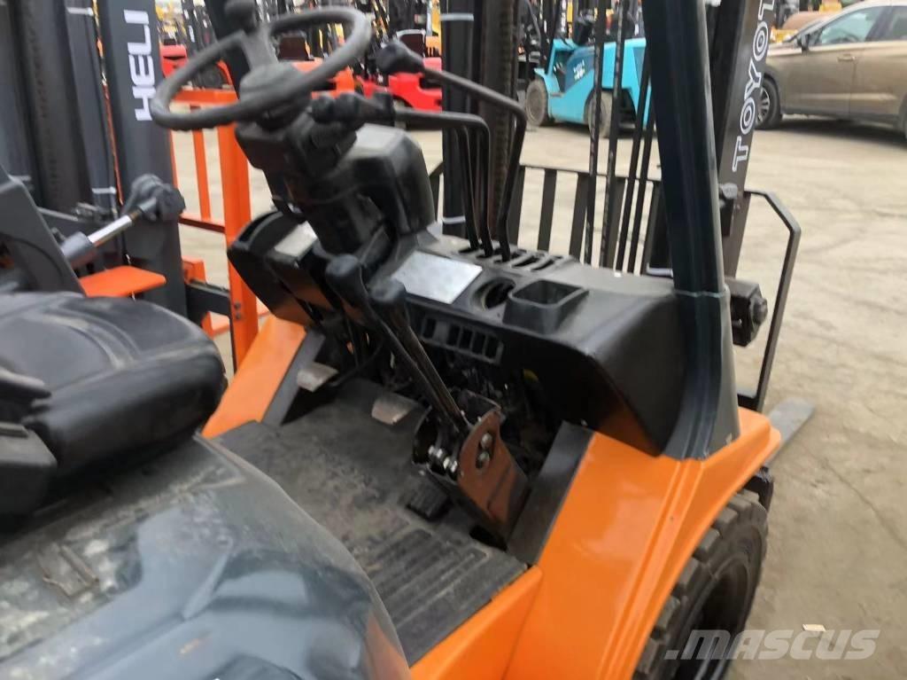 Toyota FD30 Dizelski viljuškari