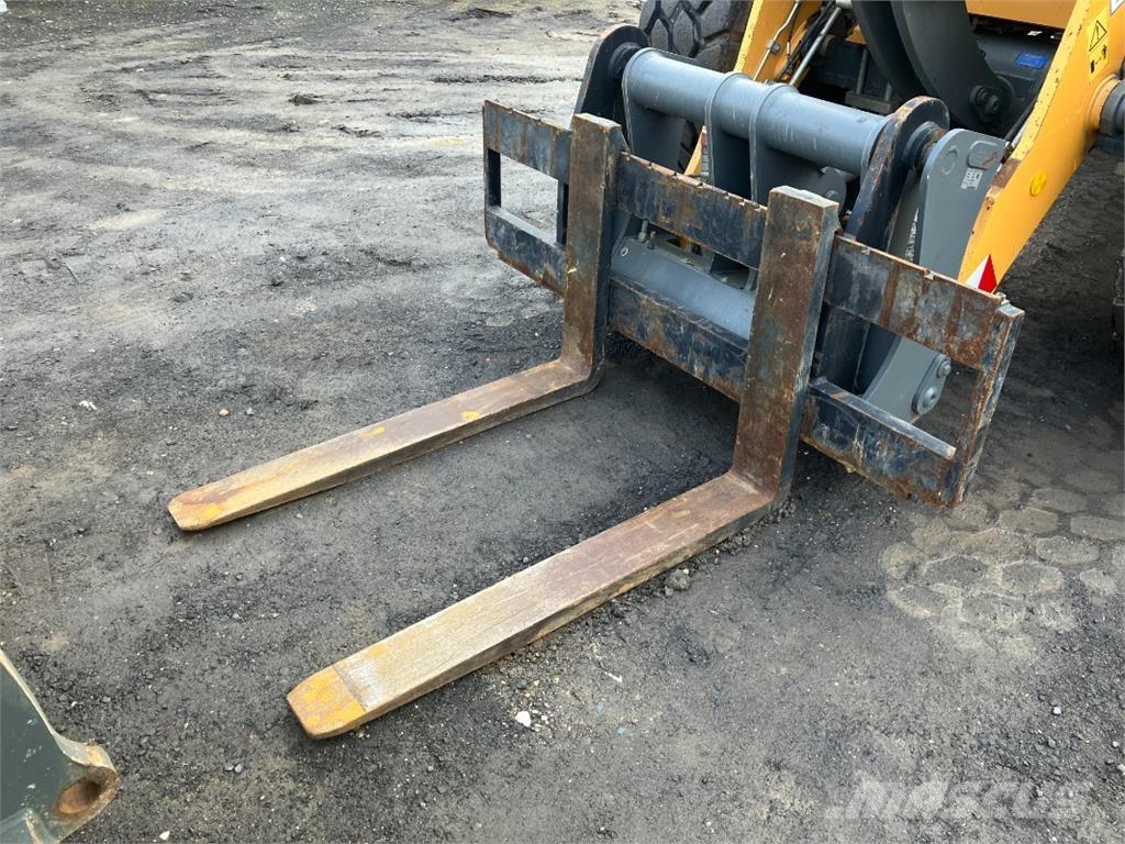 Liebherr L526 Utovarivači na točkove