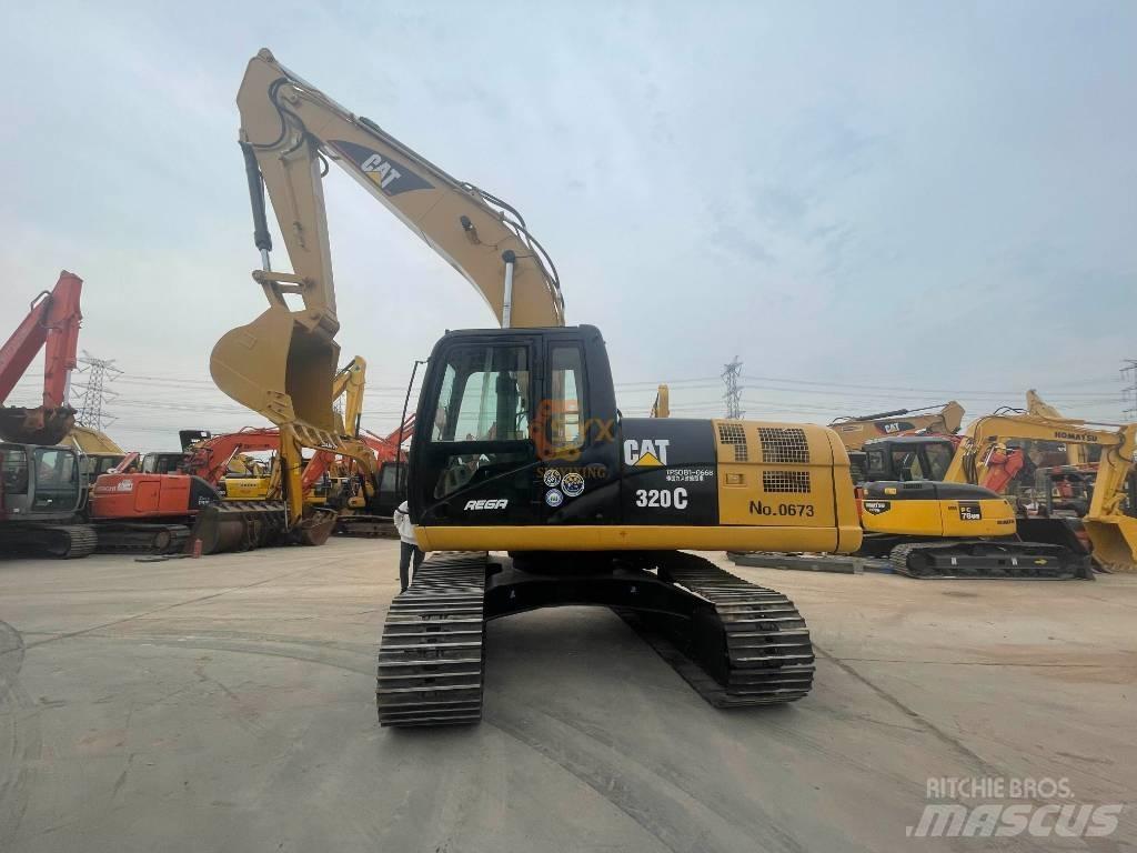 CAT 320 C Bageri guseničari