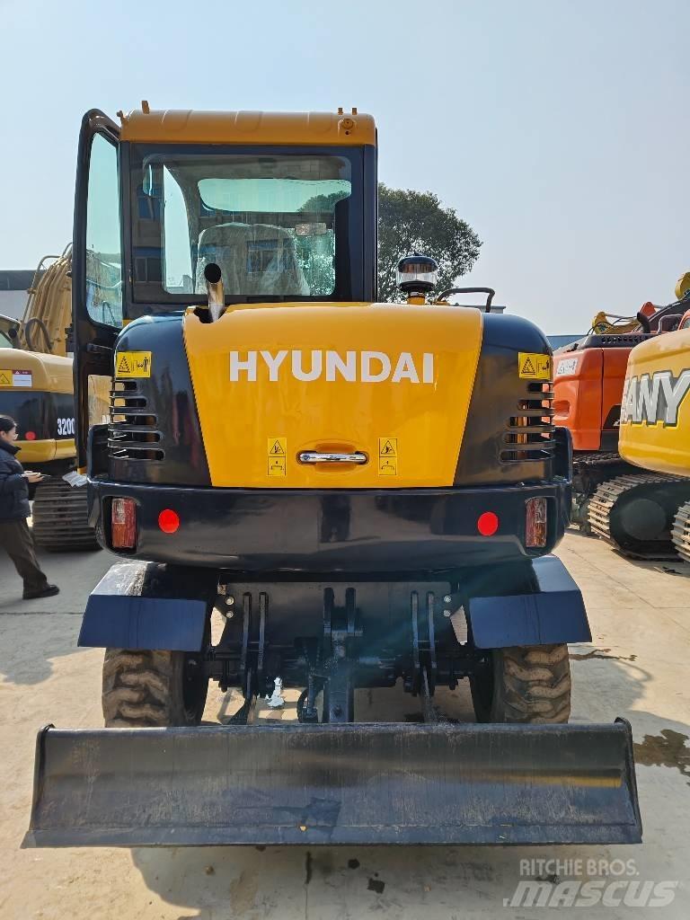 Hyundai 60 W Bageri točkaši