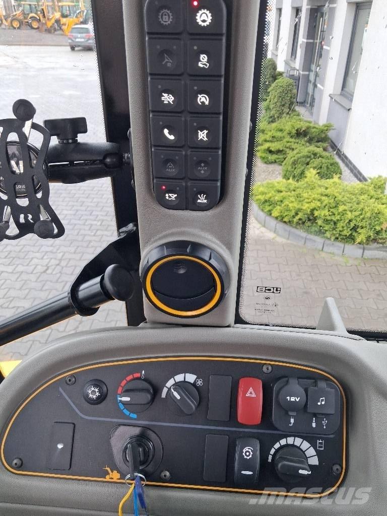 JCB TM 320 S AGRI Poljoprivredni teleskopski utovarivači