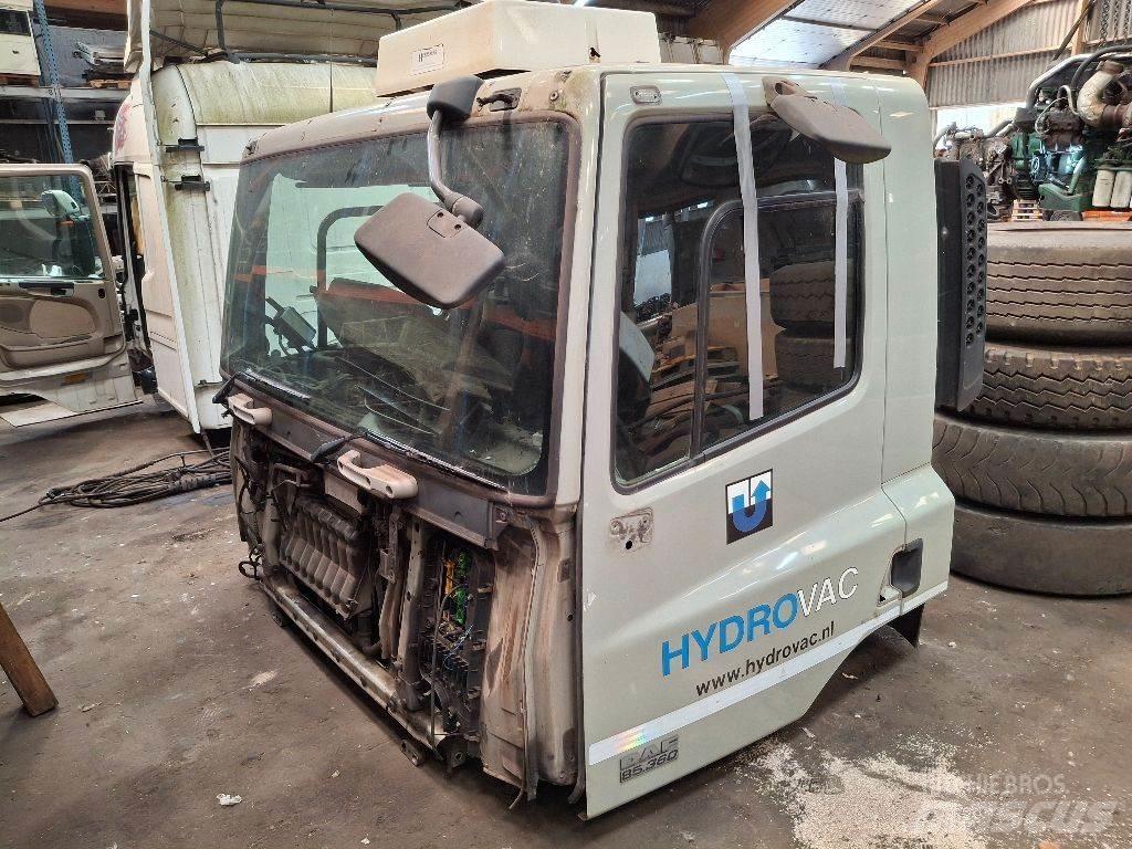 DAF CF 85.360 Kabine i unutrašnjost
