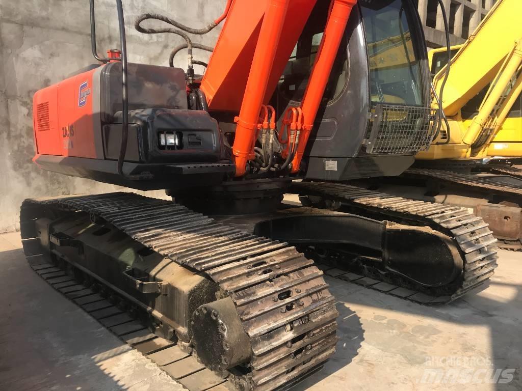 Hitachi ZX 200-6 Bageri guseničari