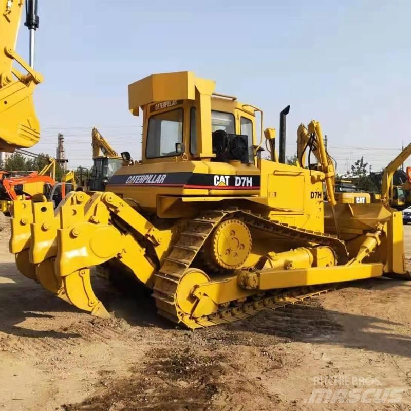 CAT D 7  H Buldožeri guseničari