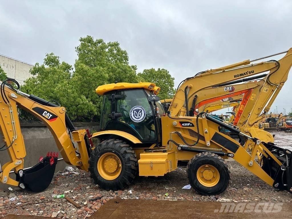 CAT 420 F Rovokopači
