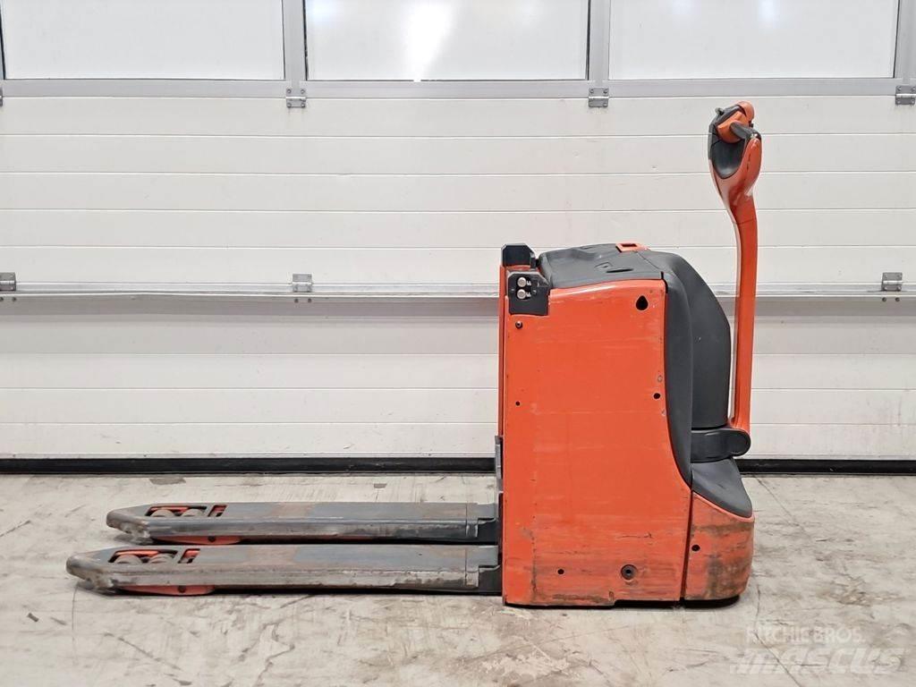 Linde T16L Ručni paletar