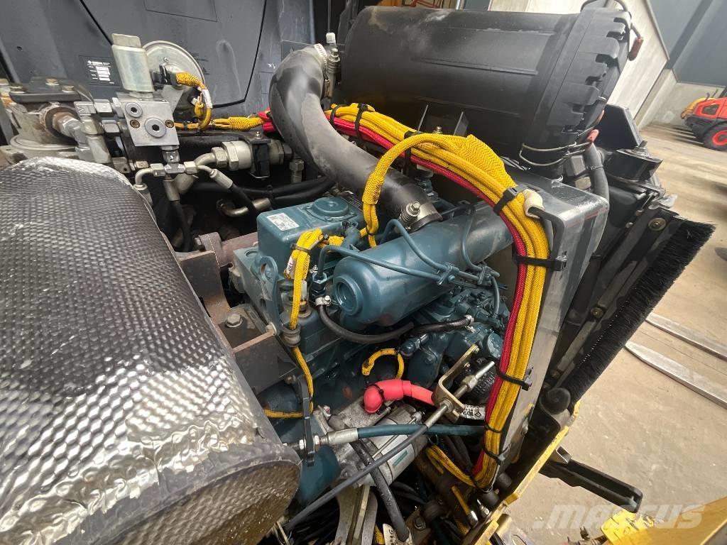 Bomag BW 120 AD-5 Valjci sa duplim bubnjem