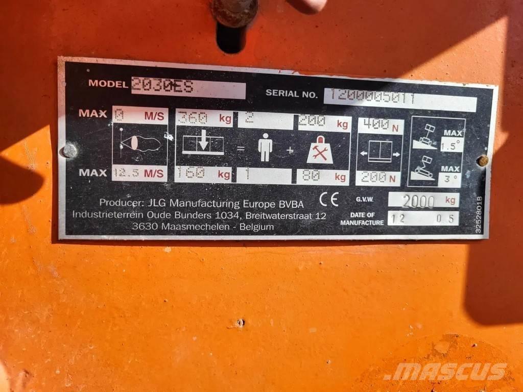 JLG 2030ES Makazaste platforme