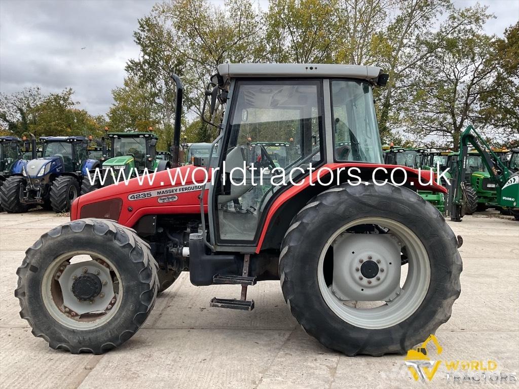 Massey Ferguson 4235 Traktori