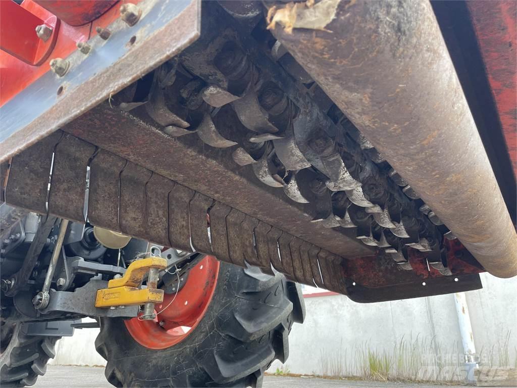 Kubota M4073 Traktori