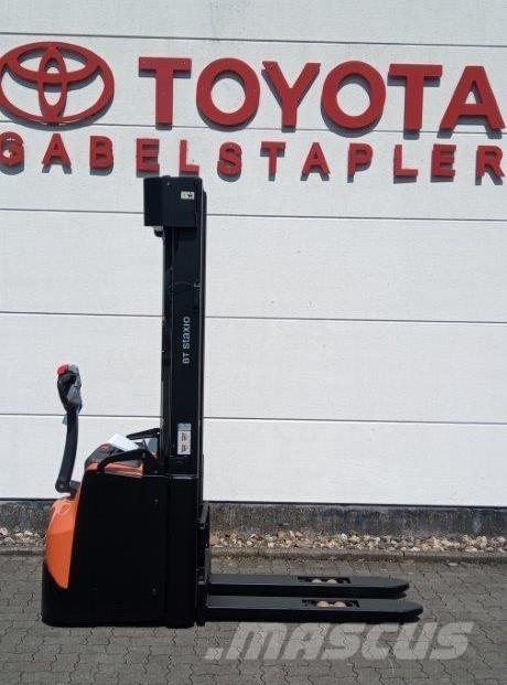 Toyota SPE160L Samopogonski ručni viljuškari