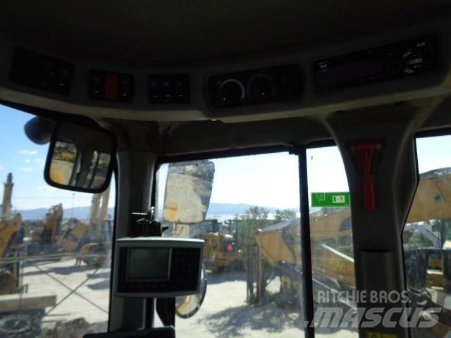 CAT 938M Utovarivači na točkove
