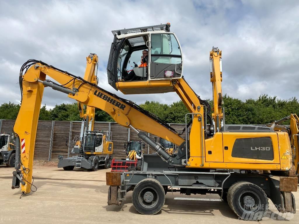 Liebherr LH 30 M# Bageri za prenos primarnih/sekundarnih sirovina