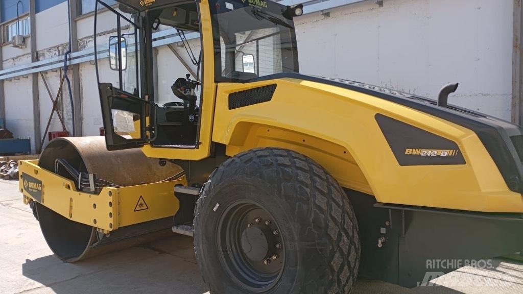 Bomag BW 212 D-5 SL Valjci sa jednim bubnjem