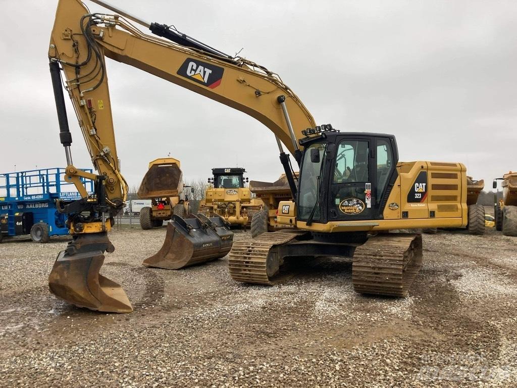 CAT 323 - nextgen Bageri guseničari