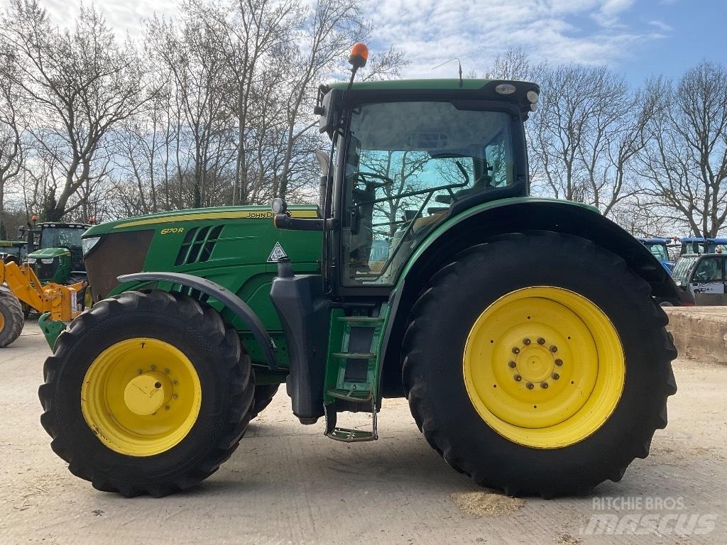 John Deere 6170 R Traktori