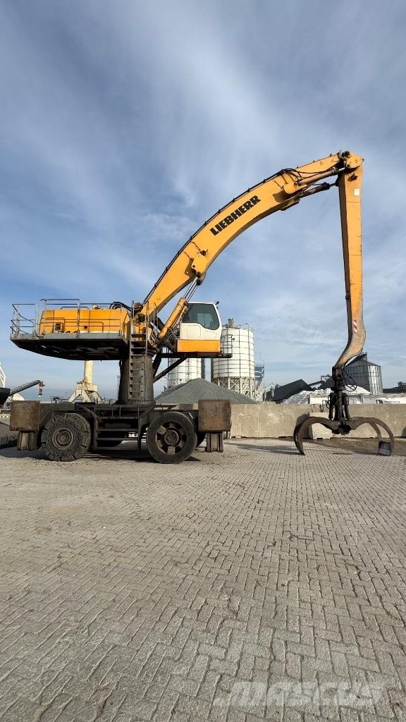 Liebherr A 944 C HD Bageri za prenos primarnih/sekundarnih sirovina