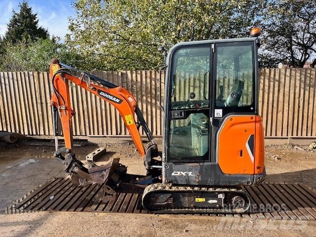 Doosan DX 19 Mini bageri < 7t