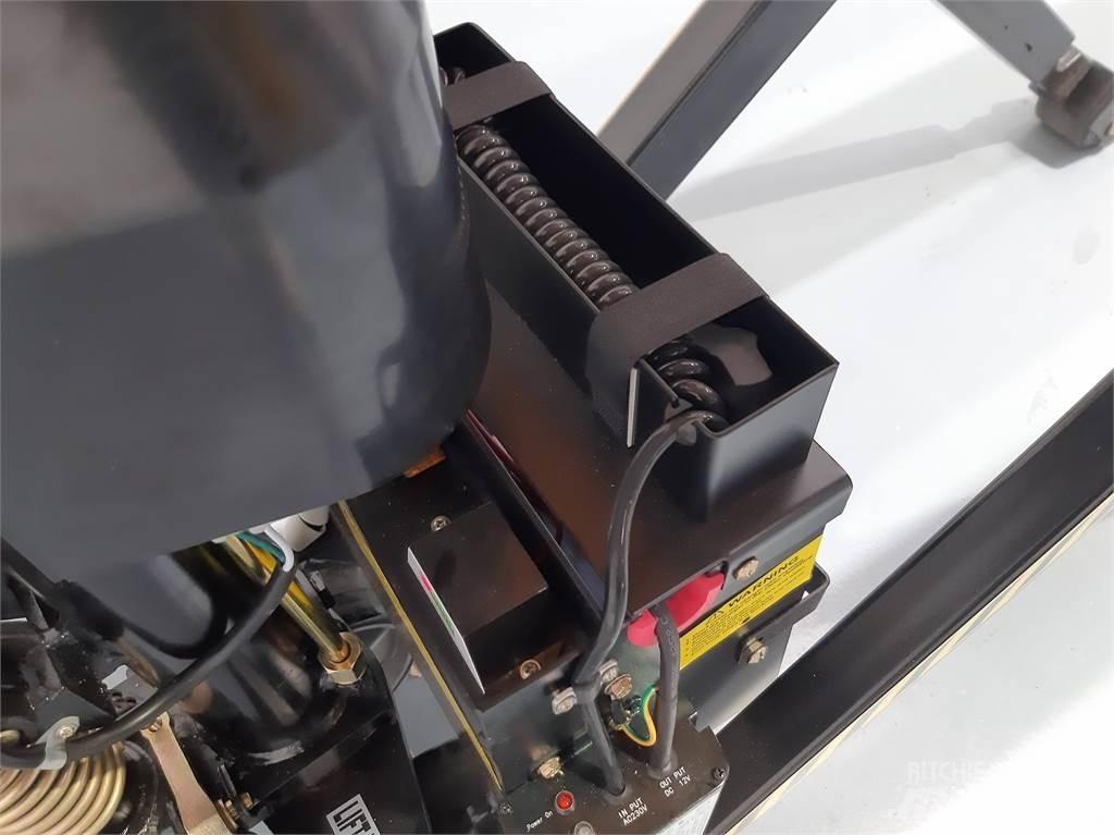  EHLT1500B Nisko podizni električni viljuškar