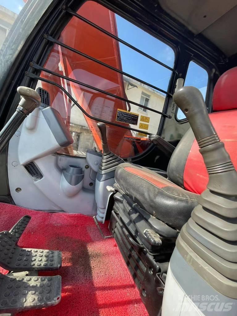 Hitachi ZX 120 Bageri guseničari