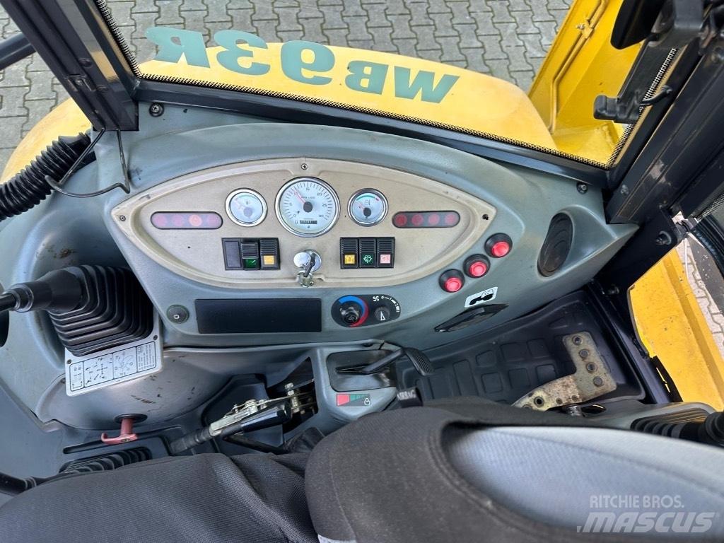 Komatsu WB93R Rovokopači