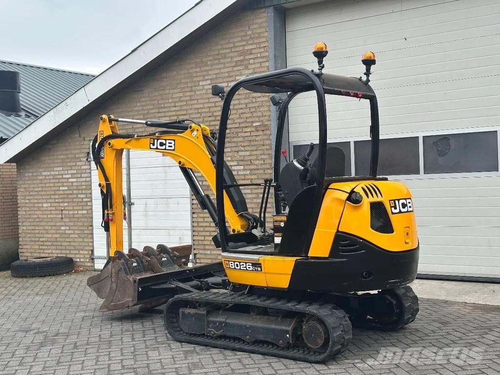 JCB 8026 CTS Mini bageri < 7t