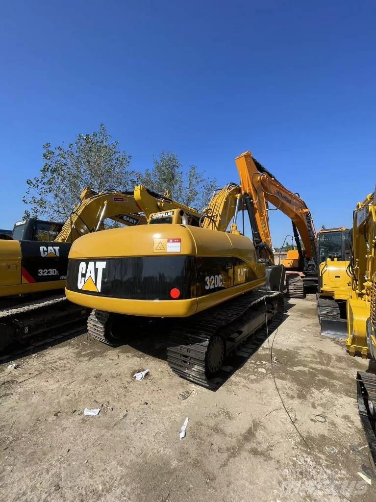 CAT 320 GC Bageri guseničari