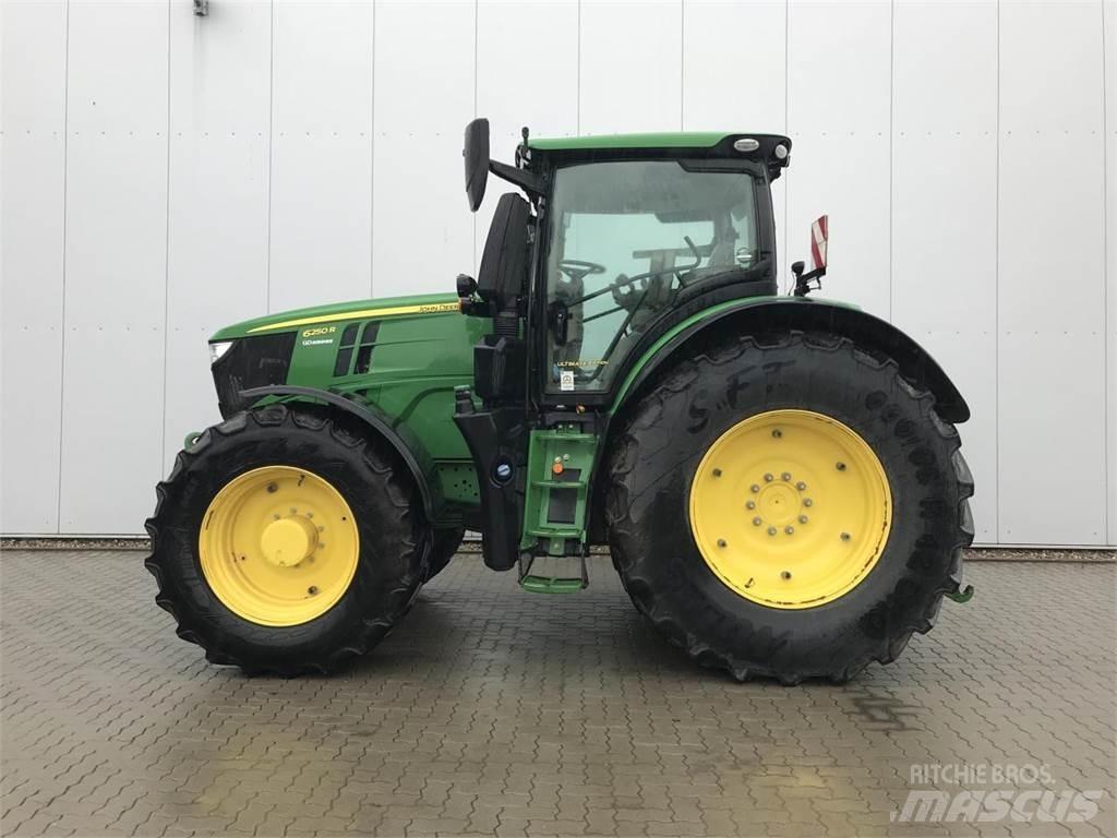 John Deere 6250R Traktori