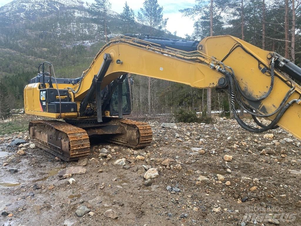 CAT 336 EL Bageri guseničari