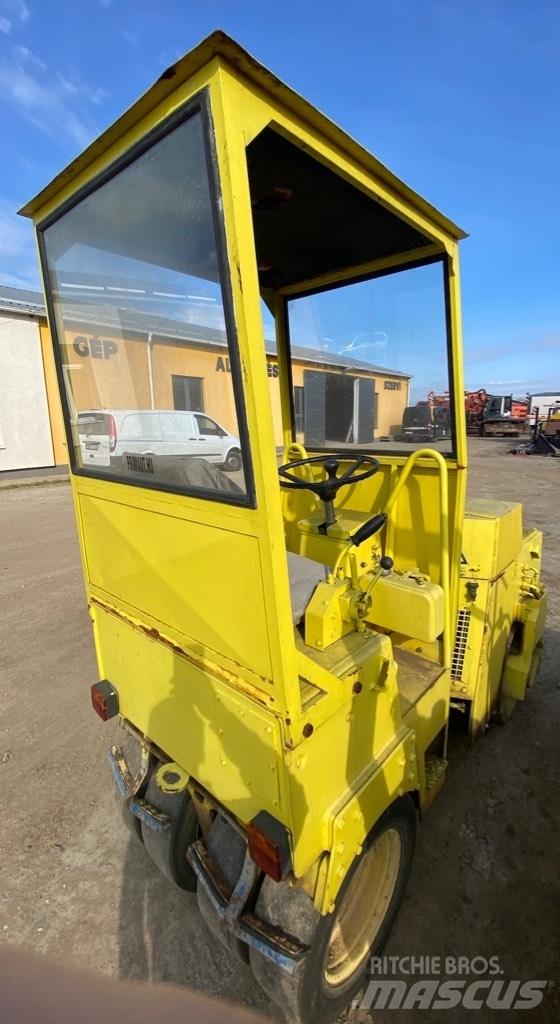 Bomag BW 100 AC Kombinovani valjci