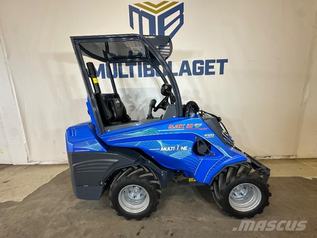 MultiOne 5.3K iDS Višenamenski utovarivači