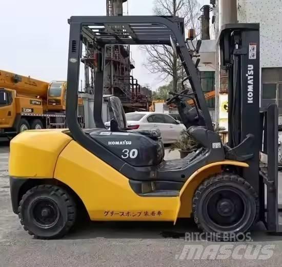 Komatsu 30 Dizelski viljuškari