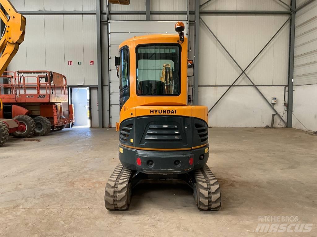Hyundai 30 Z-9AK Mini bageri < 7t