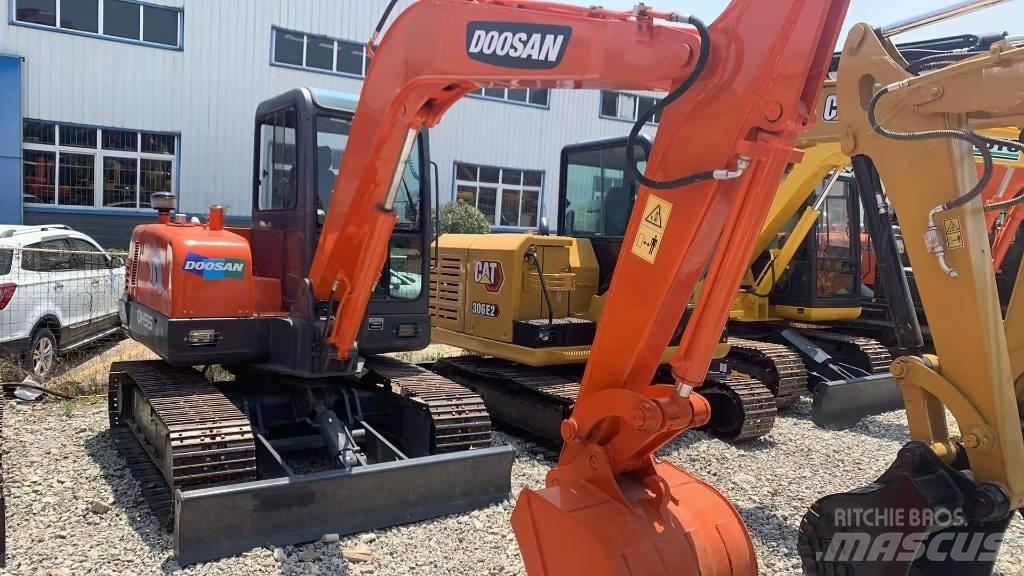 Doosan DH 55-V Mini bageri < 7t
