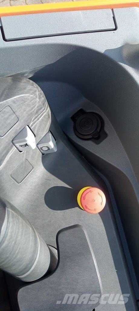 Toyota LSI200 Ručni električni viljuškar