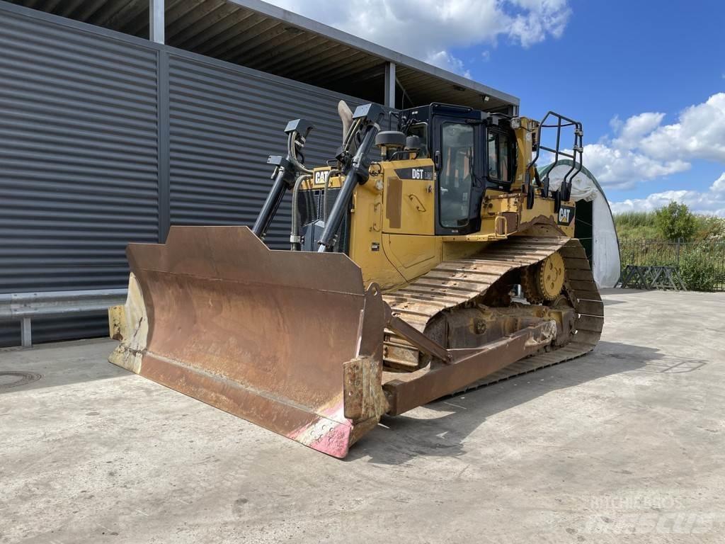 CAT D6T LGP Buldožeri guseničari