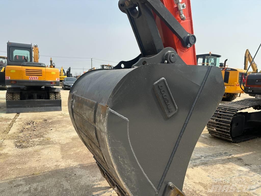 Doosan DX 225LC-9C Bageri guseničari