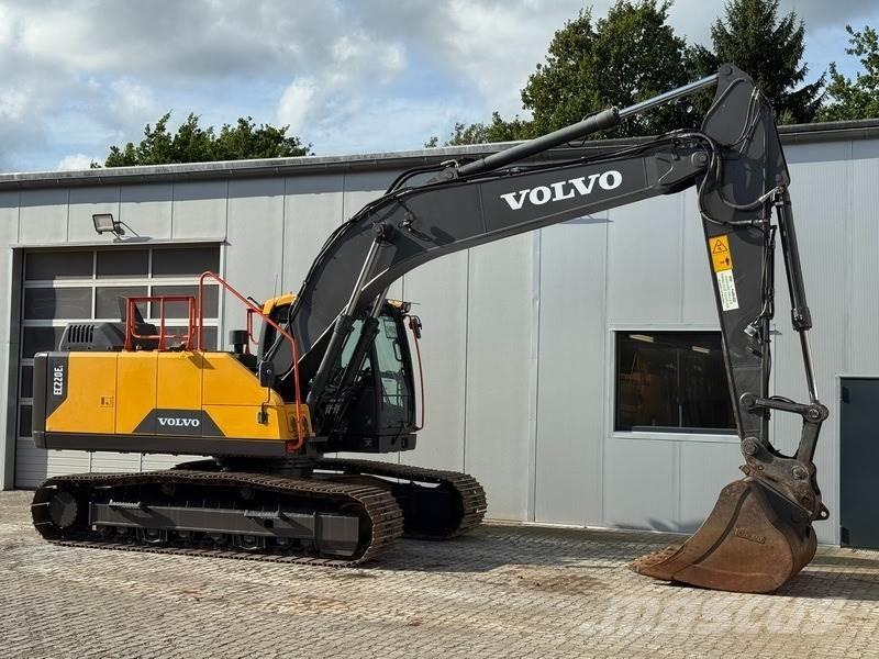Volvo EC 220 EL Bageri guseničari