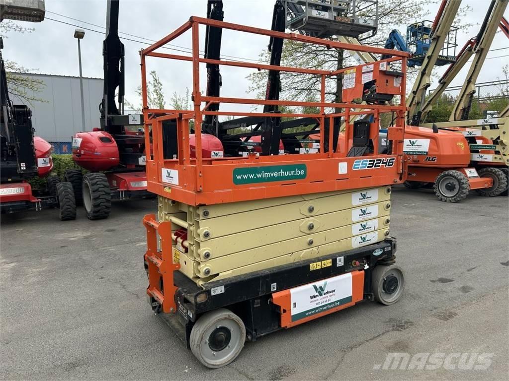 JLG 3246ES (6778) Makazaste platforme
