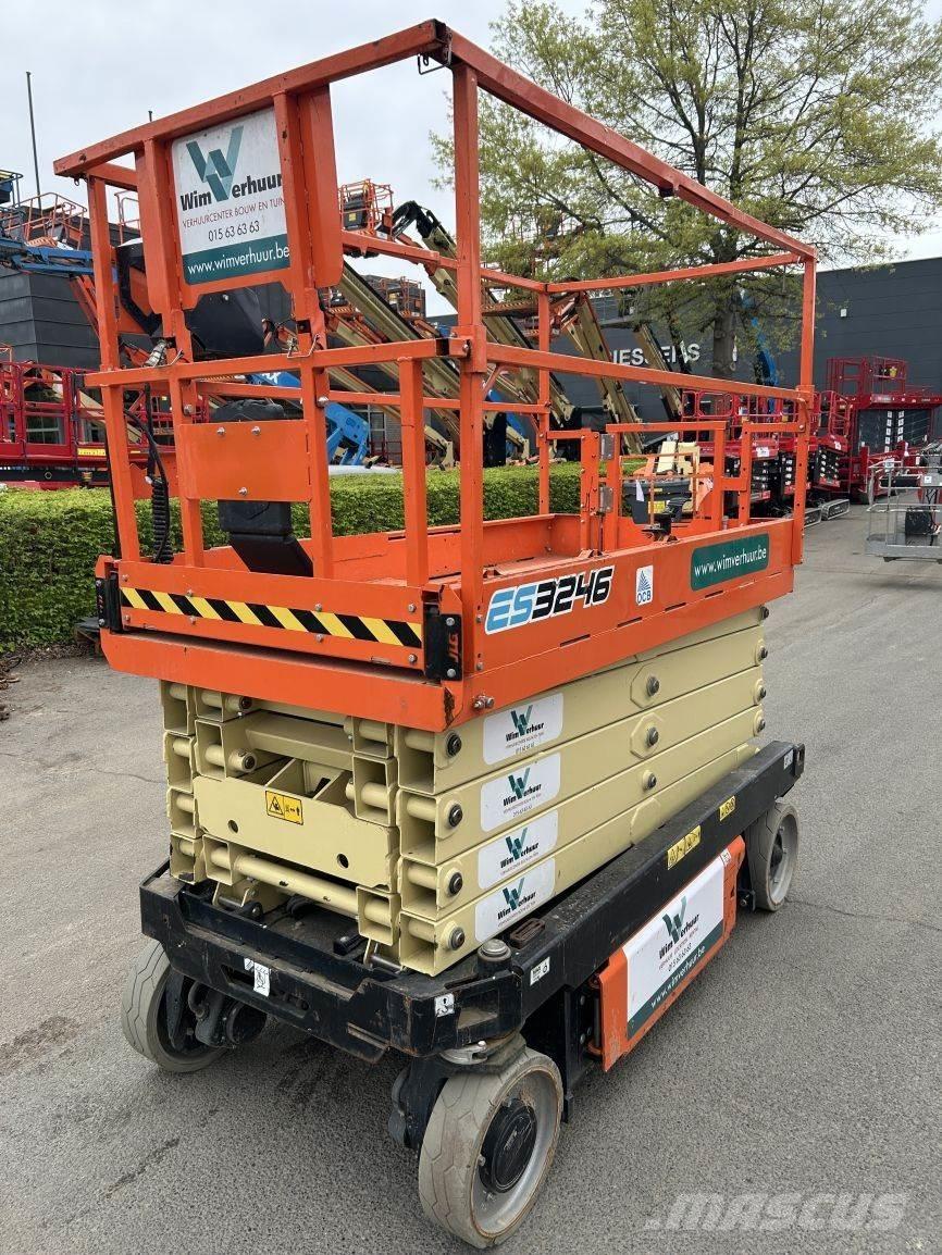 JLG 3246ES (6778) Makazaste platforme