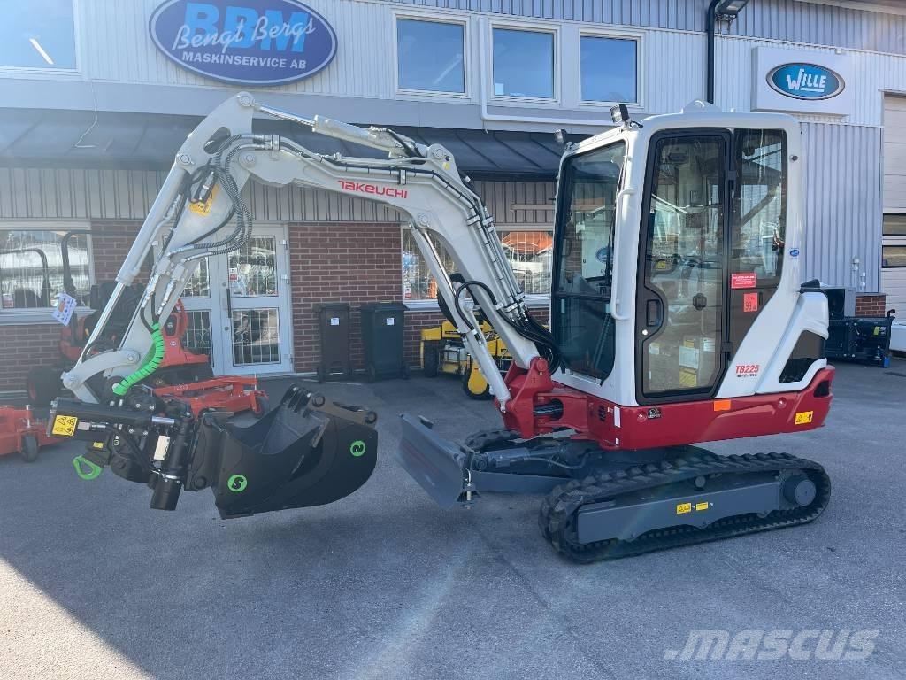 Takeuchi TB 225 Mini bageri < 7t