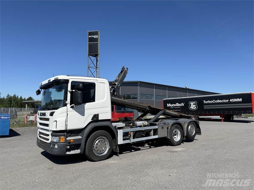 Scania P450 6X2 Rol kiper kamioni sa kukom za podizanje tereta